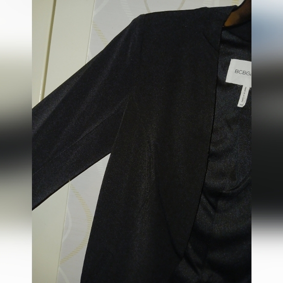 BCBG Tuxedo Blazer in Black - Picture 6 of 15